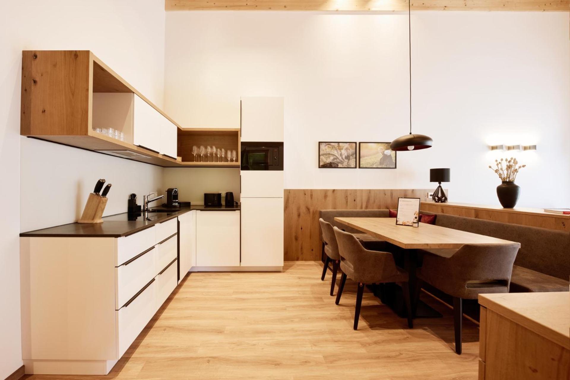Alpenstolz Haus 2 - Stilvoll Urlauben In Den Bergen Apartment Damuels